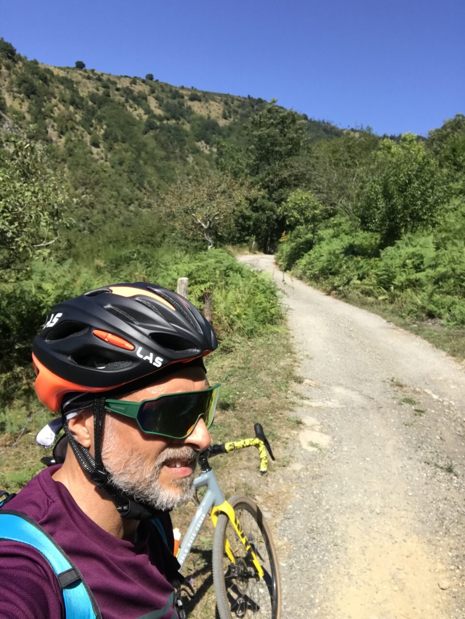 Le biciclette di socrate in pausa sul percorso gravel in Alta Val di Vara